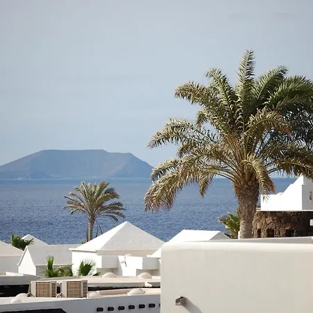 Willa Large Luxury Lanzarote
