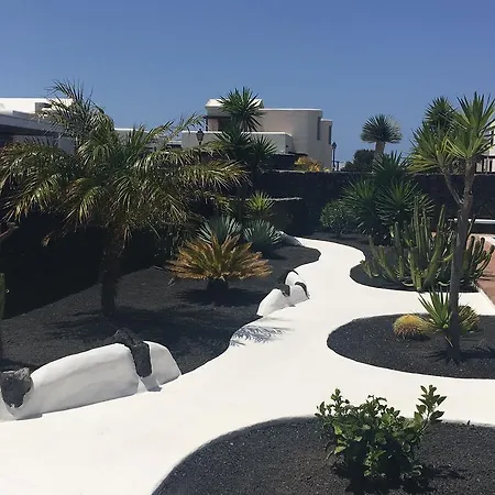 Large Luxury Lanzarote Willa
